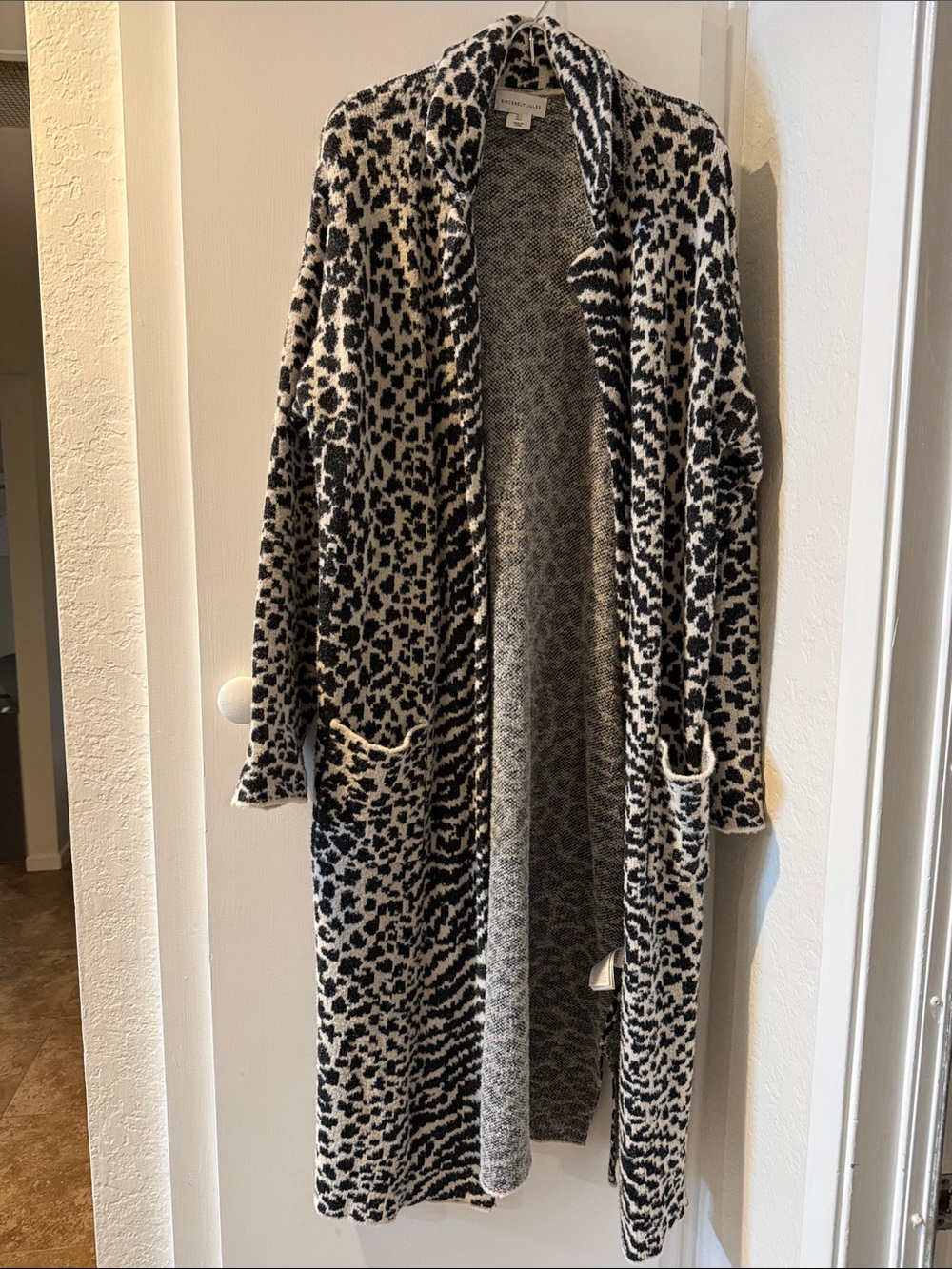 Sincerely Jules Black and White Leopard-Print Long Open Cardigan